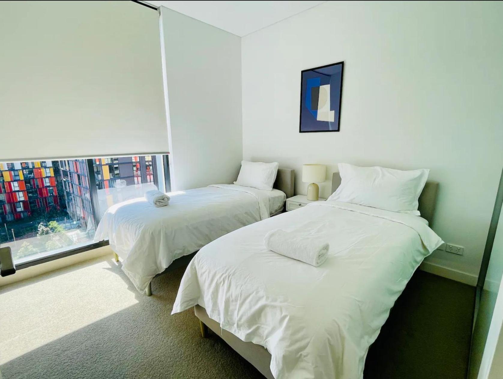 Astonishing Waterview With Pool, Parking Sydney